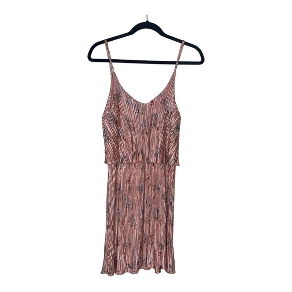 🆕 Design Lab Ruffle Dress - Picture 2 of 8